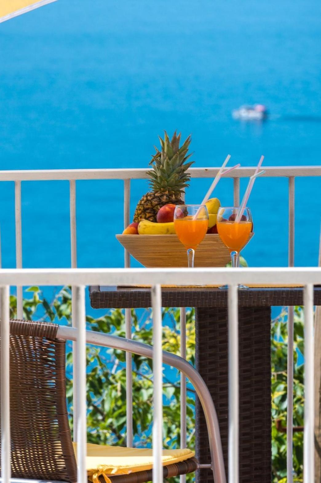 Stella Mia With A Sea View