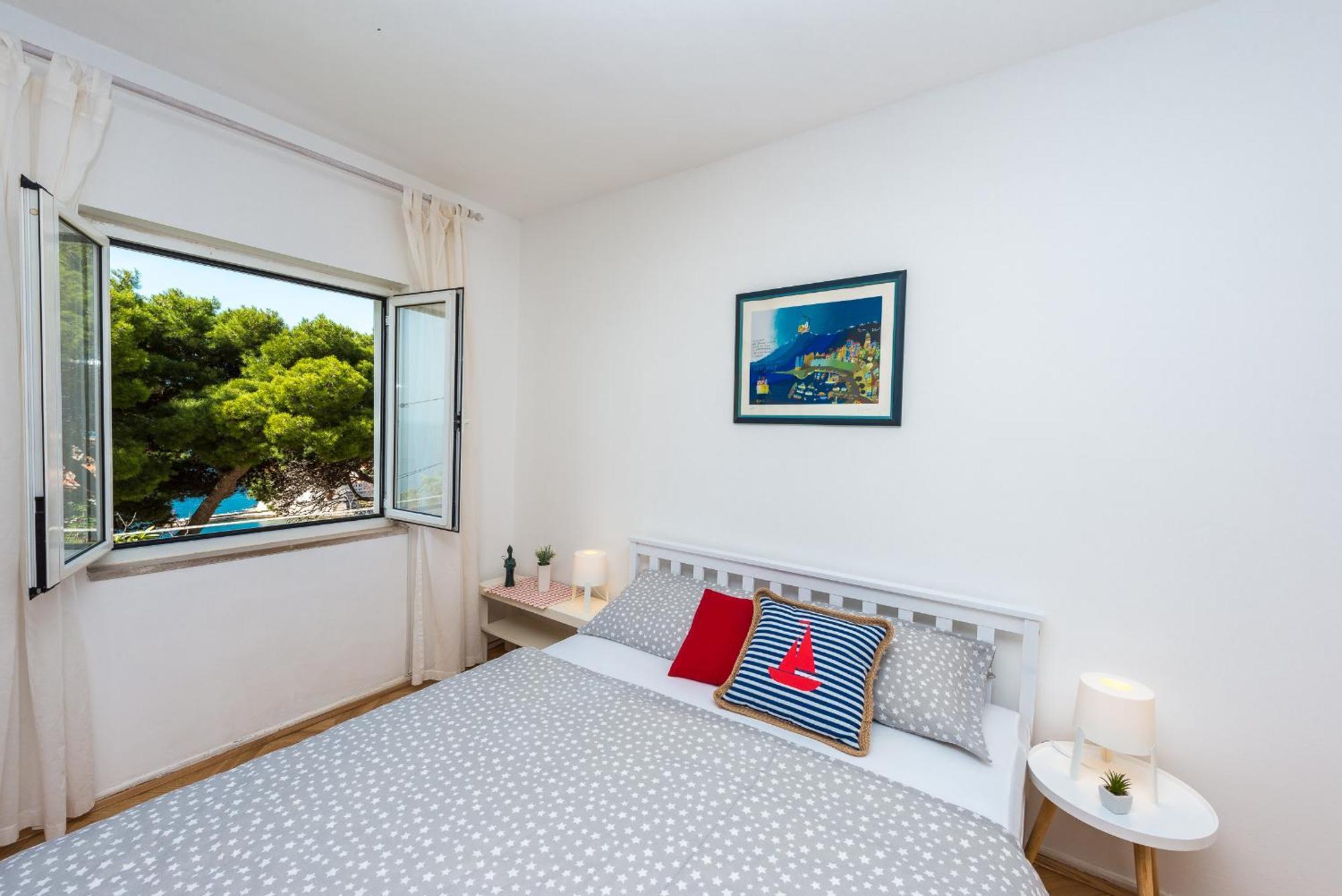 Apartment Stella Mia With A Sea View